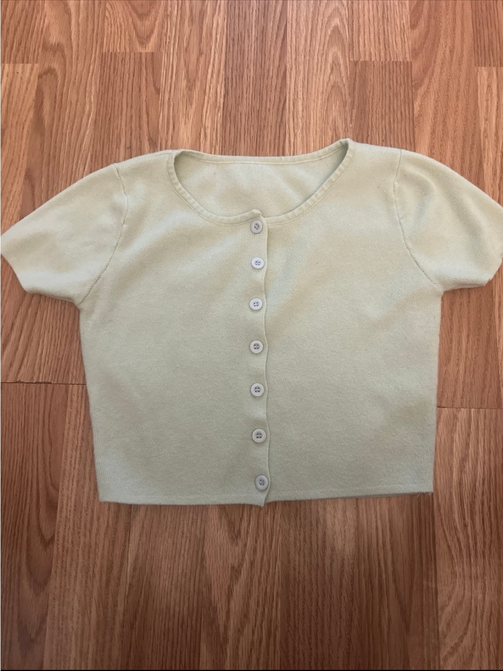 Short Sleeve Button Front Top - Pale Green XS-S